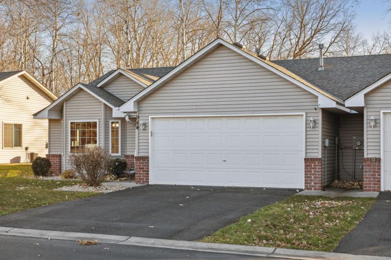 944 106th Ave NW, Coon Rapids, MN 55433