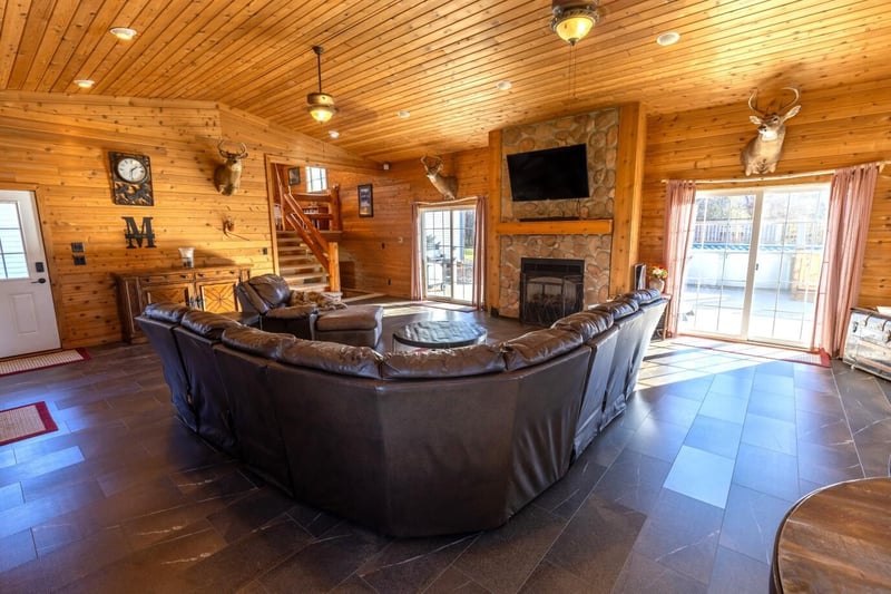 25500 50th St NE, Belgrade, MN 56312