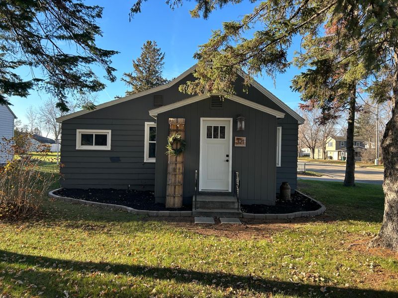 321 2nd St NW, Wadena, MN 56482