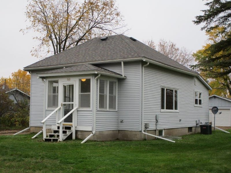 303 N 10th St, Cameron, WI 54822