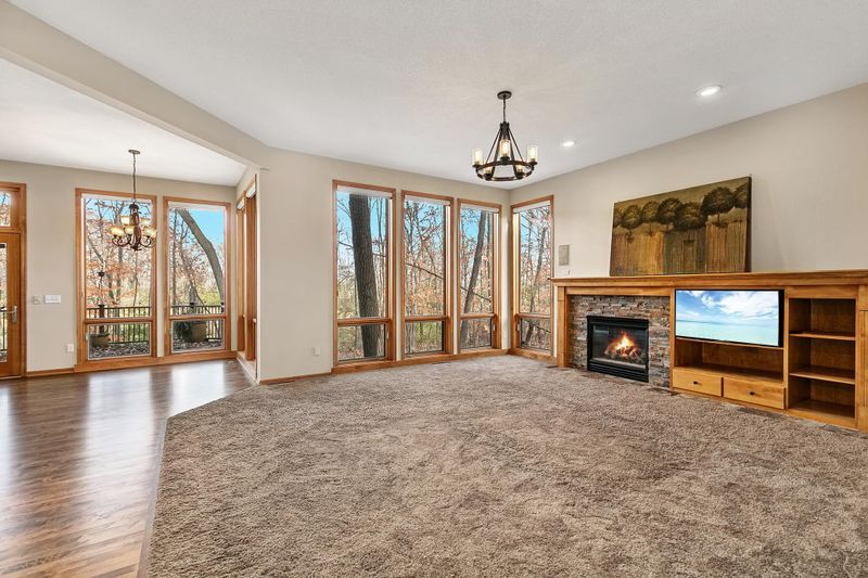 1010 Settlers Rd, Medina, MN 55340