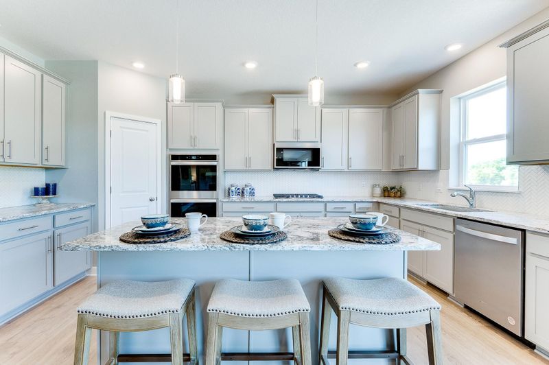 3119 Sunflower Way NW, Prior Lake, MN 55372