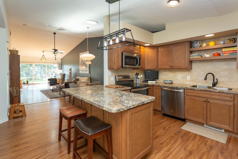 102 Idle Hour Ct, Wabasha, MN 55981