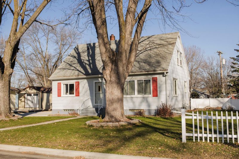 3 N Court St, Morris, MN 56267