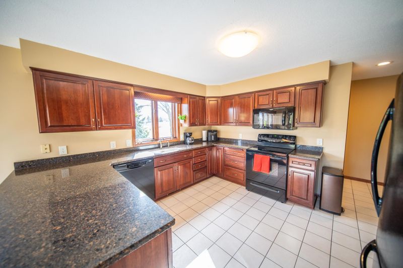 5523 55th St Nw, Rochester, MN 55901