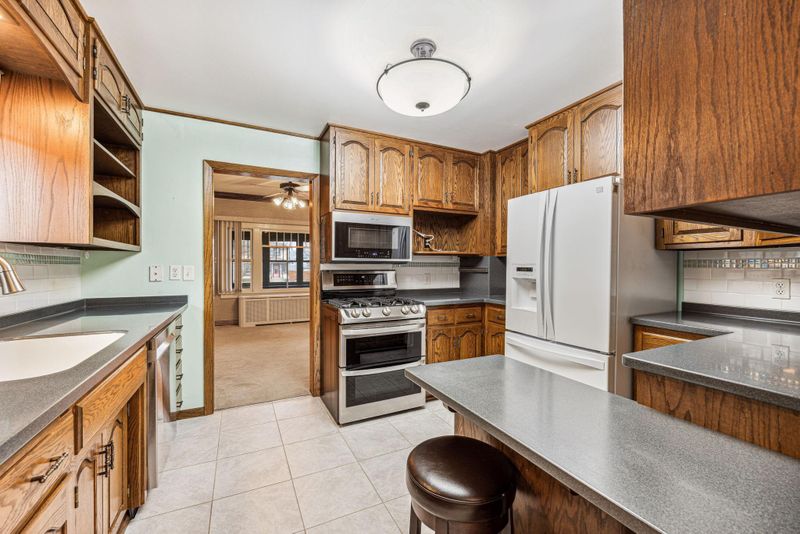 4049 Park Ave, Minneapolis, MN 55407