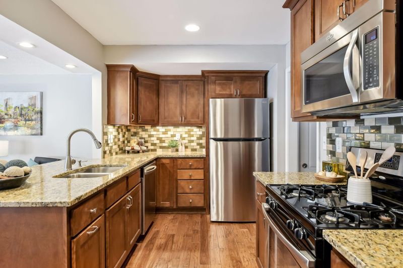 2635 Kentucky Ave S, Saint Louis Park, MN 55426