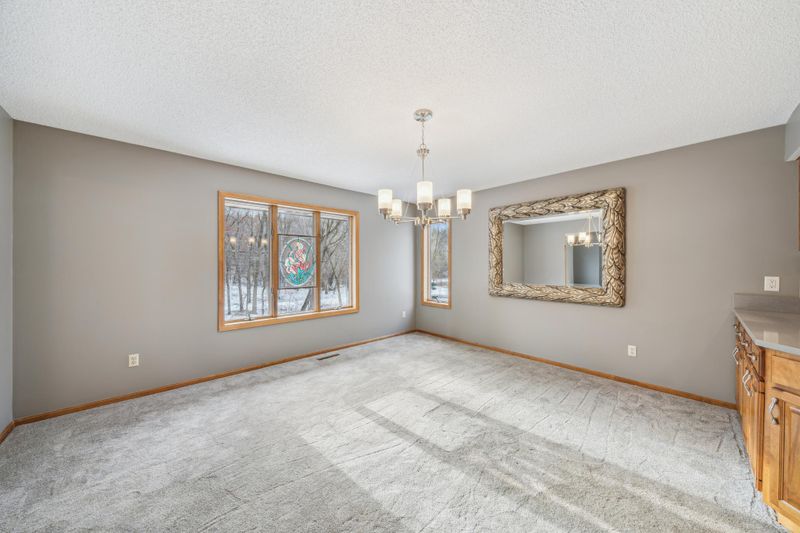 1852 Golf View Dr, River Falls, WI 54022