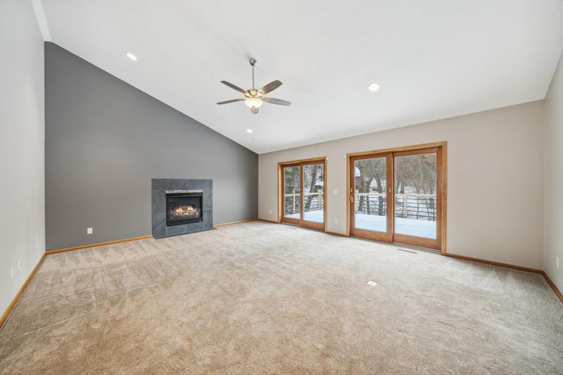 1852 Golf View Dr, River Falls, WI 54022