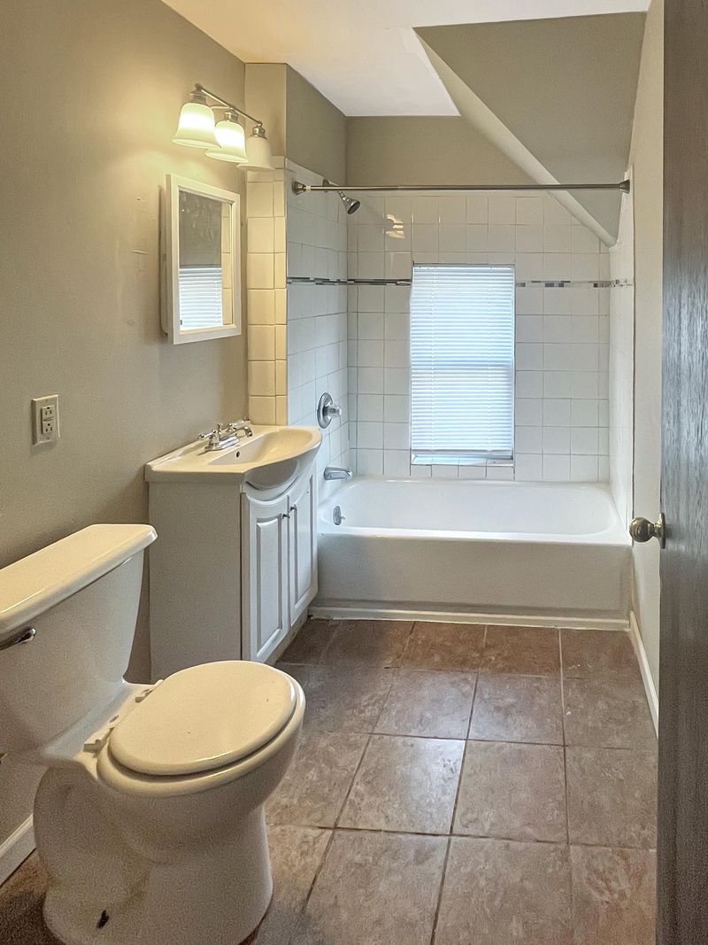 3545 Clinton Ave, Minneapolis, MN 55408