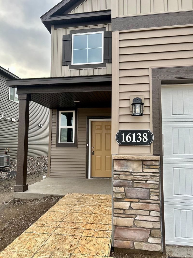 16138 Fenway Ct N, Hugo, MN 55038
