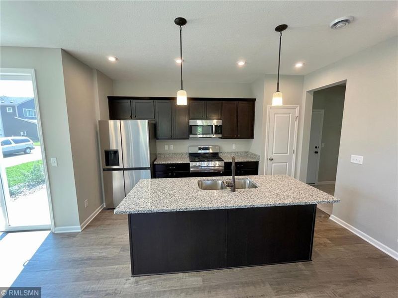 1429 100th Ave NW, Coon Rapids, MN 55433
