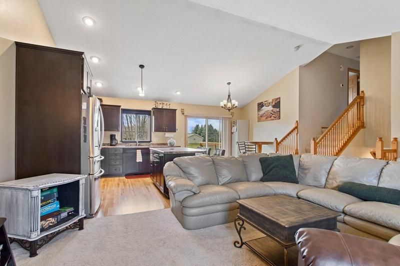 26136 Goodvalley Rd, Wyoming, MN 55092