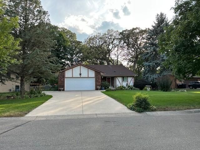 10860 Killdeer St NW, Coon Rapids, MN 55433