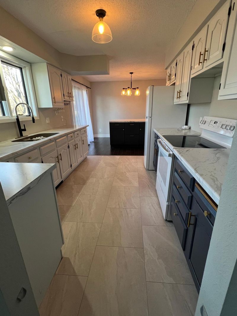 144 Baker Dr, Redwood Falls, MN 56283