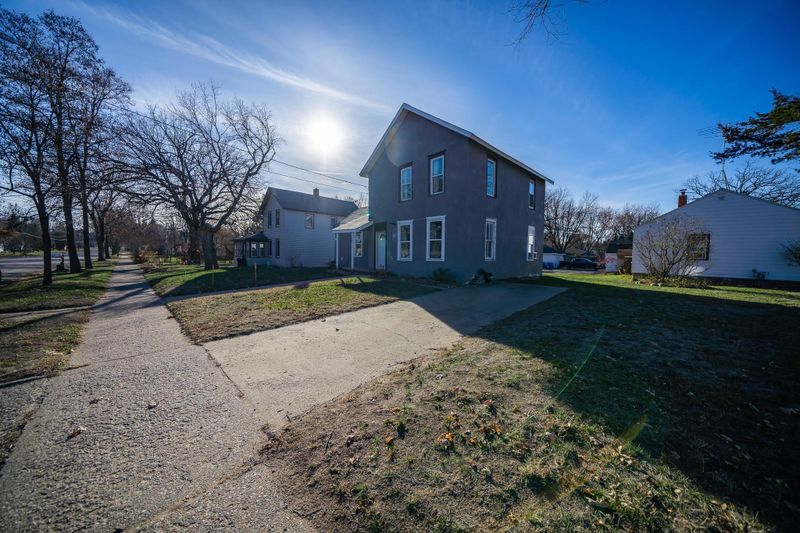 707 2nd Ave S, Sauk Rapids, MN 56379