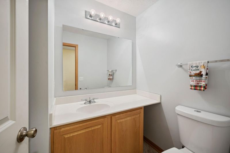 2157 Cool Stream Cir #1605, Eagan, MN 55122