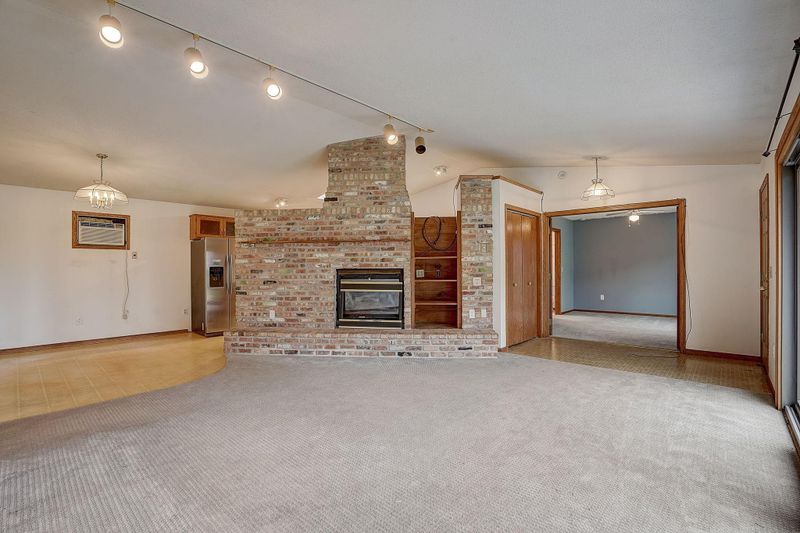 13670 Ireland Ave NW, Annandale, MN 55302