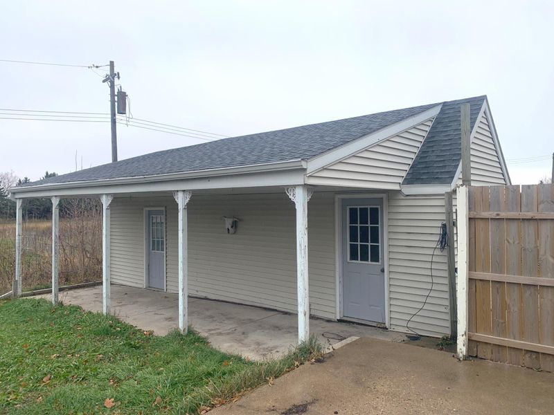 322 1st St SE, Clara City, MN 56222