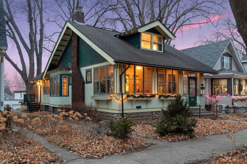 137 Bates Ave, Saint Paul, MN 55106