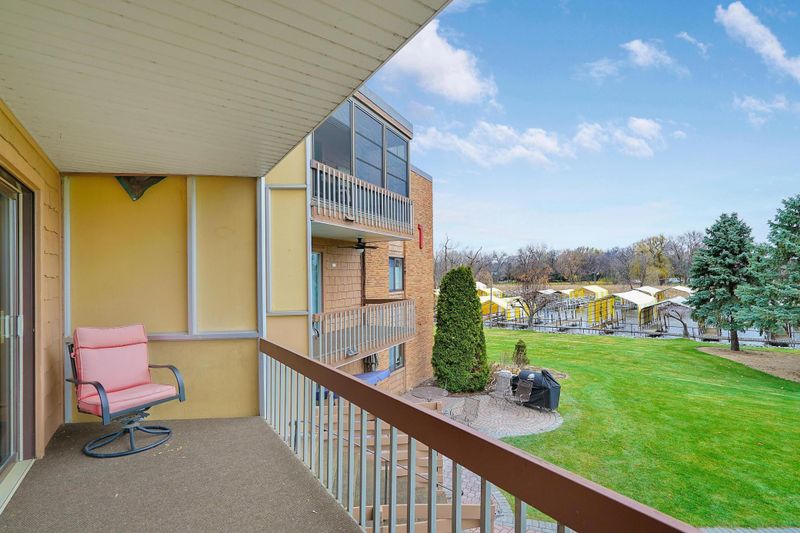5430 Three Points Blvd #121, Mound, MN 55364