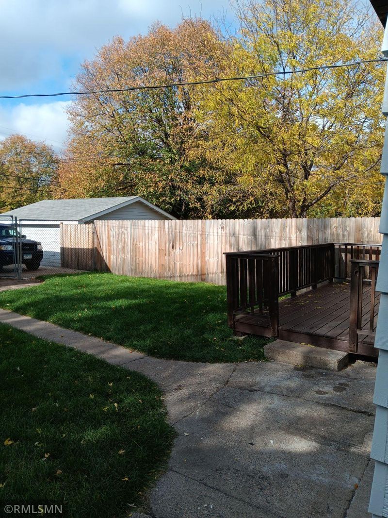 1137 Marion St, Saint Paul, MN 55117