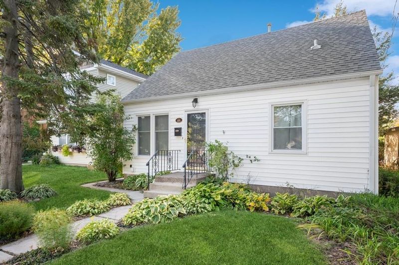 1281 Alameda St, Saint Paul, MN 55117