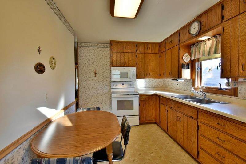 136 27th Ave N, Saint Cloud, MN 56303