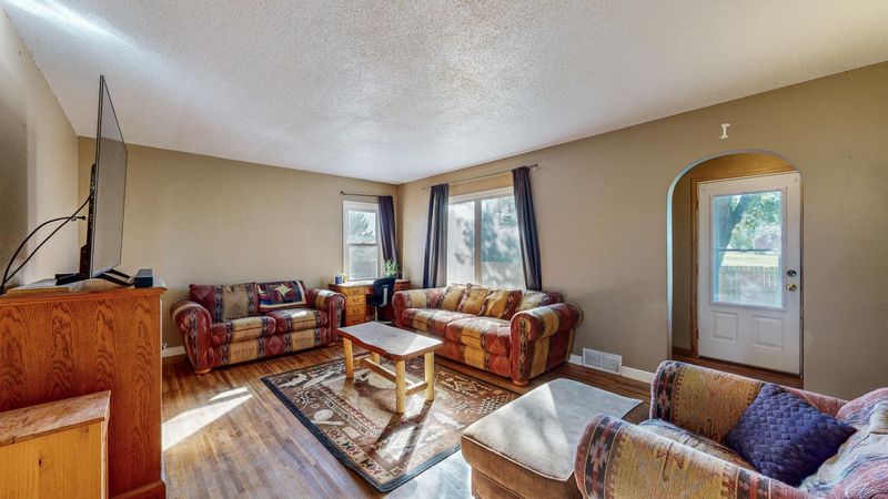 6906 Highway 60 Blvd, Kenyon, MN 55946