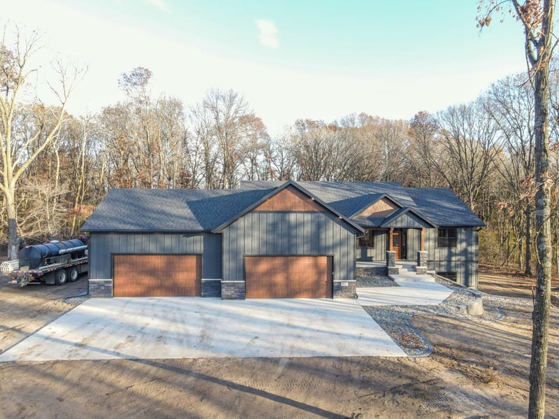 29437 136th St NW, Princeton, MN 55371