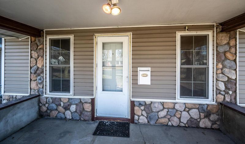 513 7th St, Farmington, MN 55024