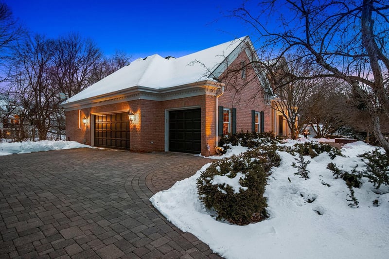 13800 Crowne Hill Ln, Minnetonka, MN 55305