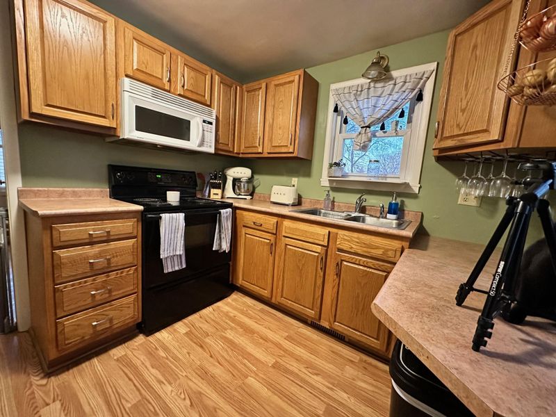 1207 7th St SE, Rochester, MN 55904