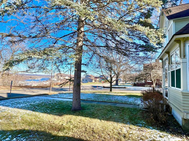 1603 W 4th St, Red Wing, MN 55066