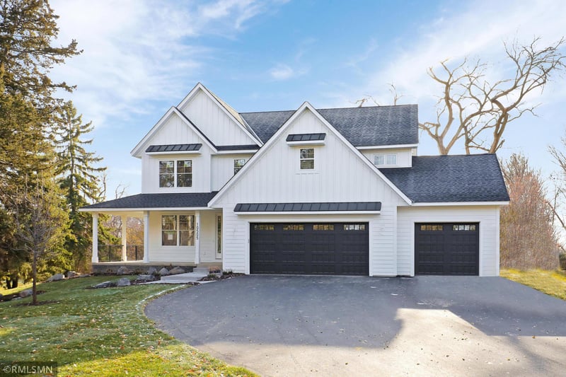 10505 Crestridge Dr, Minnetonka, MN 55305