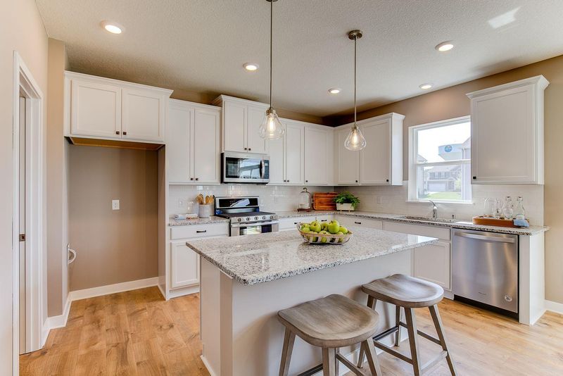 13050 Erskin St NE, Blaine, MN 55449