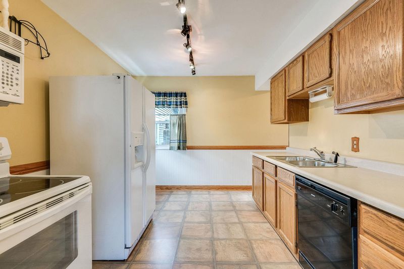 8820 13th Ave S, Bloomington, MN 55425
