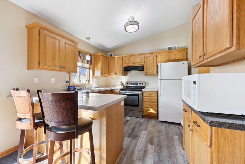 6606 Black Spruce St, Saint Cloud, MN 56303