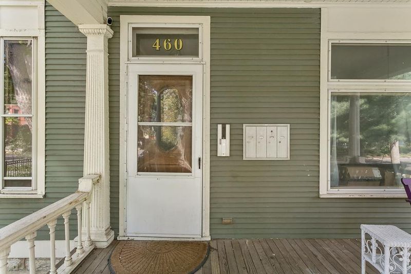 460 Marshall Ave #C, Saint Paul, MN 55102