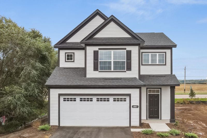 1807 Ivy St, Shakopee, MN 55379