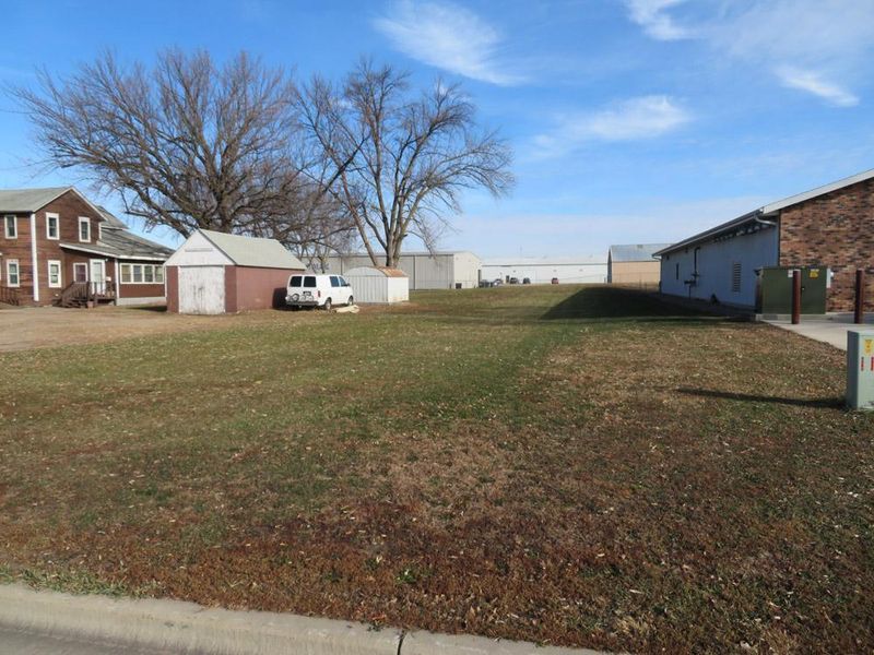 2025 S Bridge St, New Ulm, MN 56073