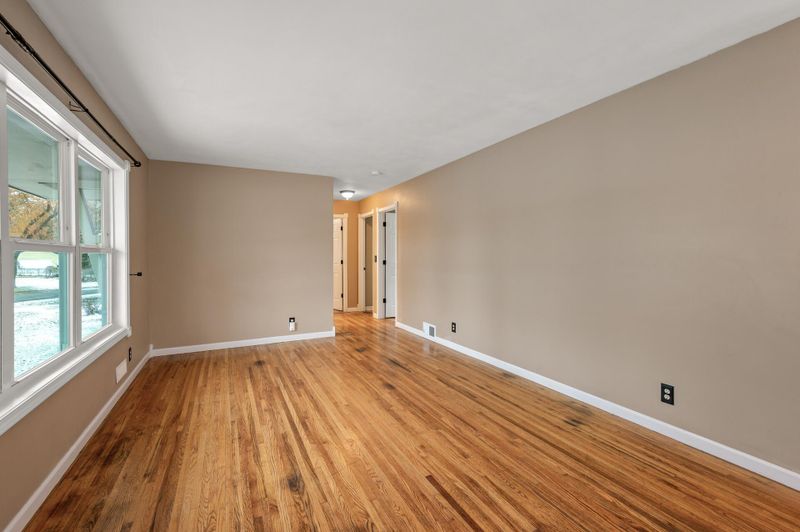 10819 Norway St NW, Coon Rapids, MN 55448