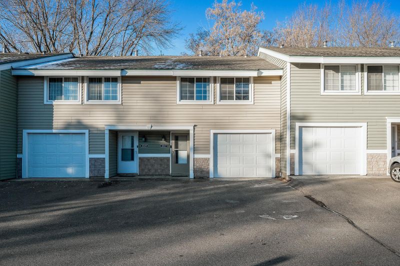 3317 River Bluff Dr #118, Eagan, MN 55121