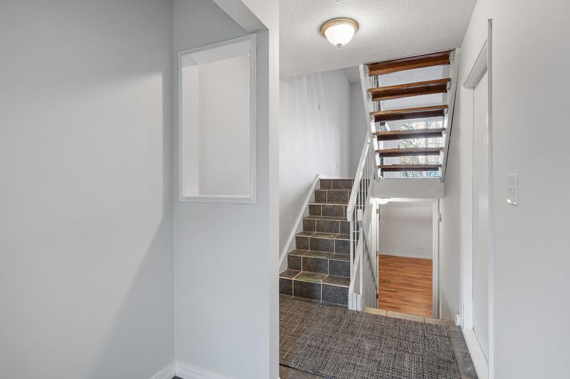 3317 River Bluff Dr #118, Eagan, MN 55121