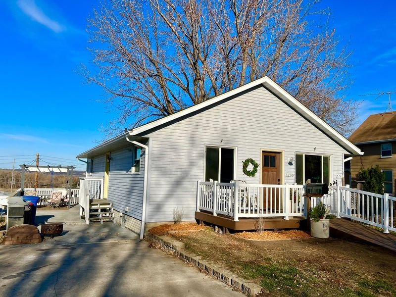 1230 W 3rd St, Red Wing, MN 55066