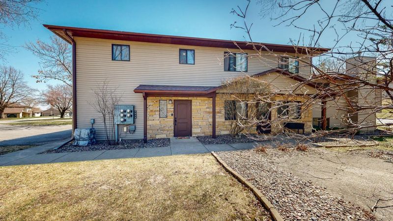 109 Conner Cir SW, Rochester, MN 55902