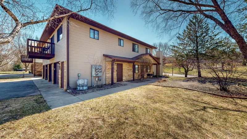 109 Conner Cir SW, Rochester, MN 55902