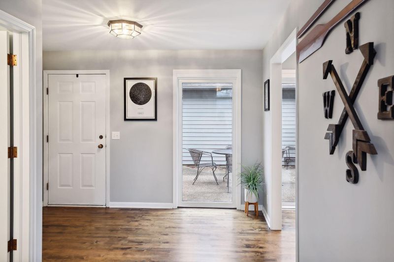 4663 Bayswater Rd, Excelsior, MN 55331