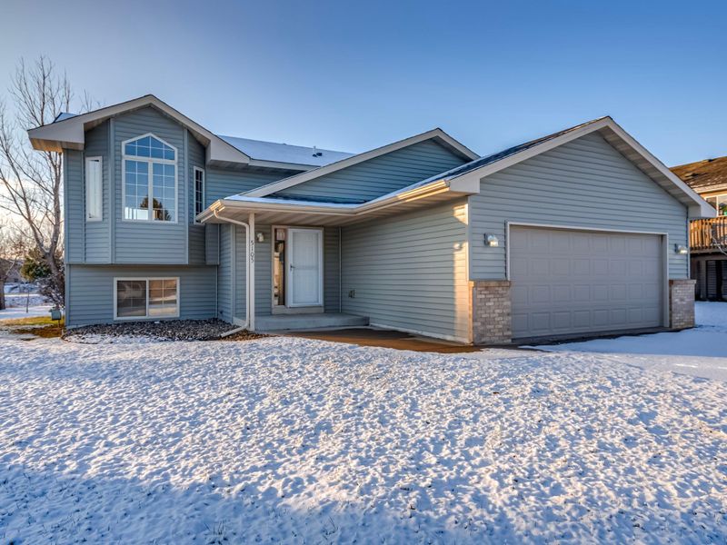 5105 Ridge Rd, Big Lake, MN 55309