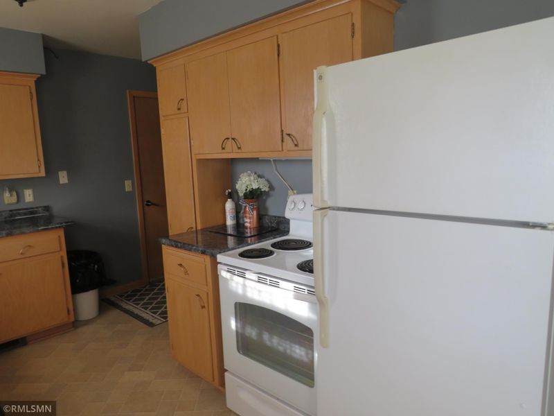 107 E Douglas St, Arlington, MN 55307